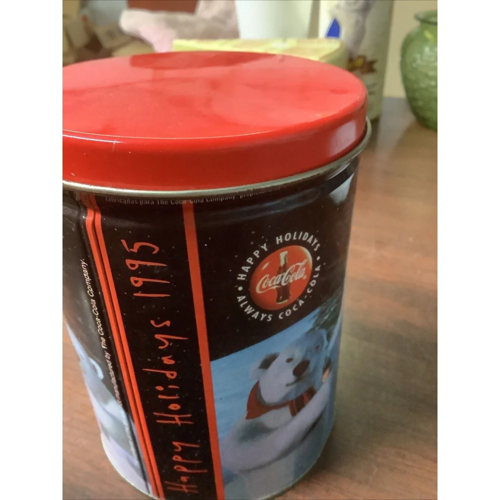 Collectible Coca-Cola Happy Holidays Polar Bear Family Tin 1995